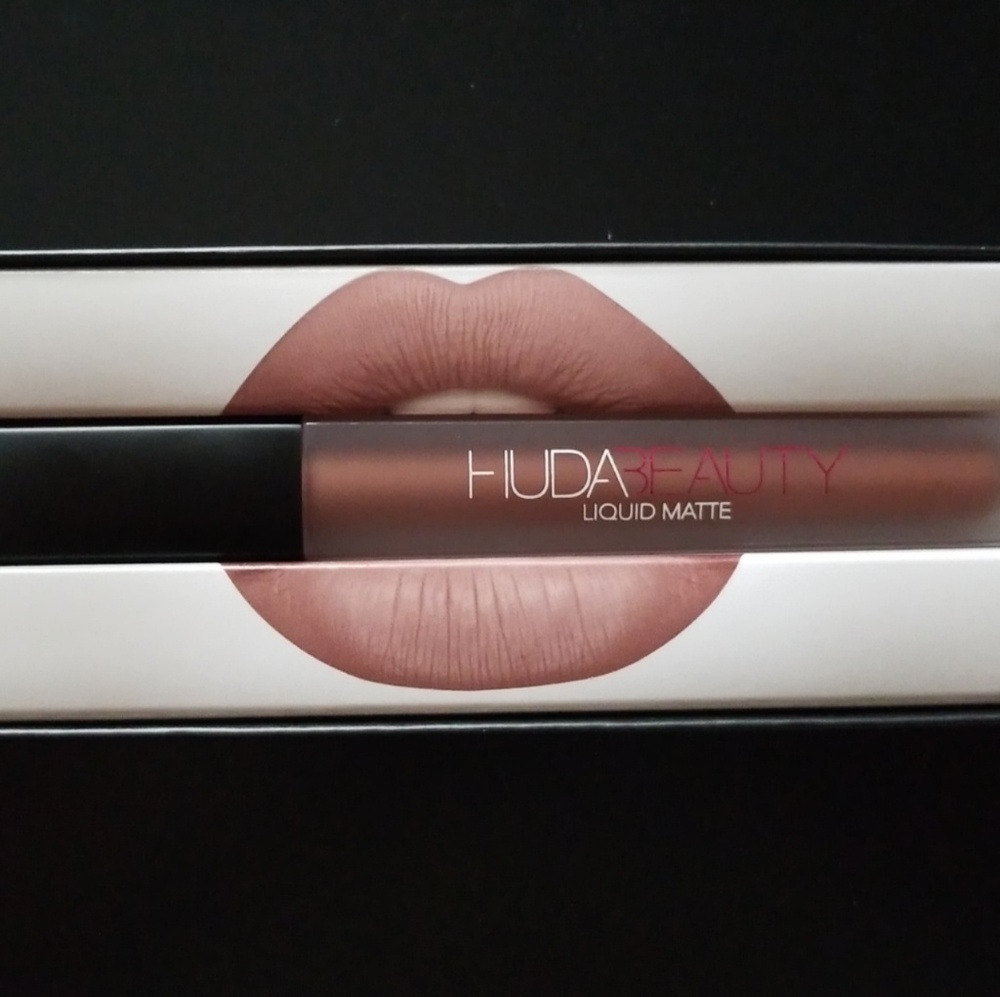 Huda Beauty Liquid Matte - FLIRT